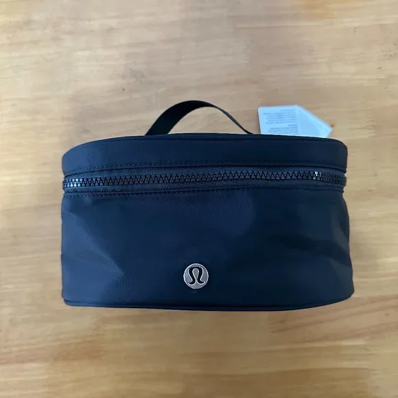 lululemon丨Oval Top-Access bag Lululemon Oval Top-Access Kit - Precocious Pink - lulu fanatics main image 3